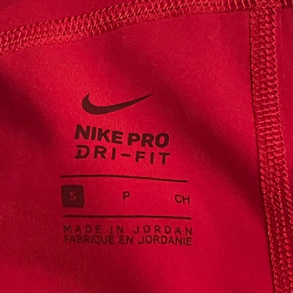 2 pairs -Women’s Nike Pro 3” Inseam Shorts -Small (4-6) - Picture 6 of 7